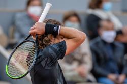 lol合区-温网翻盘ATP总决赛，西西帕斯惊艳四座的简单介绍