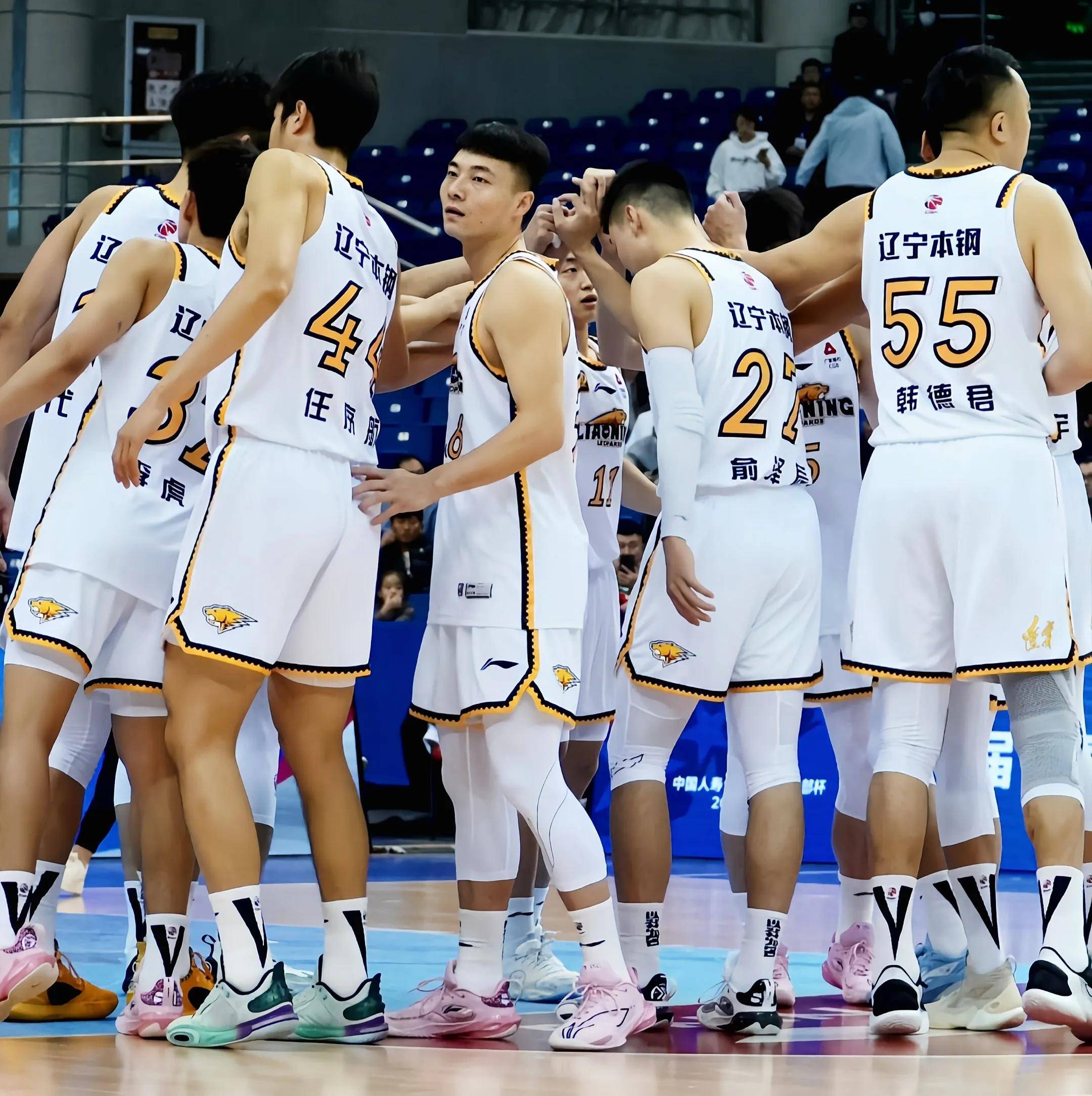 CBA场外新闻不断，话题热度爆表的简单介绍