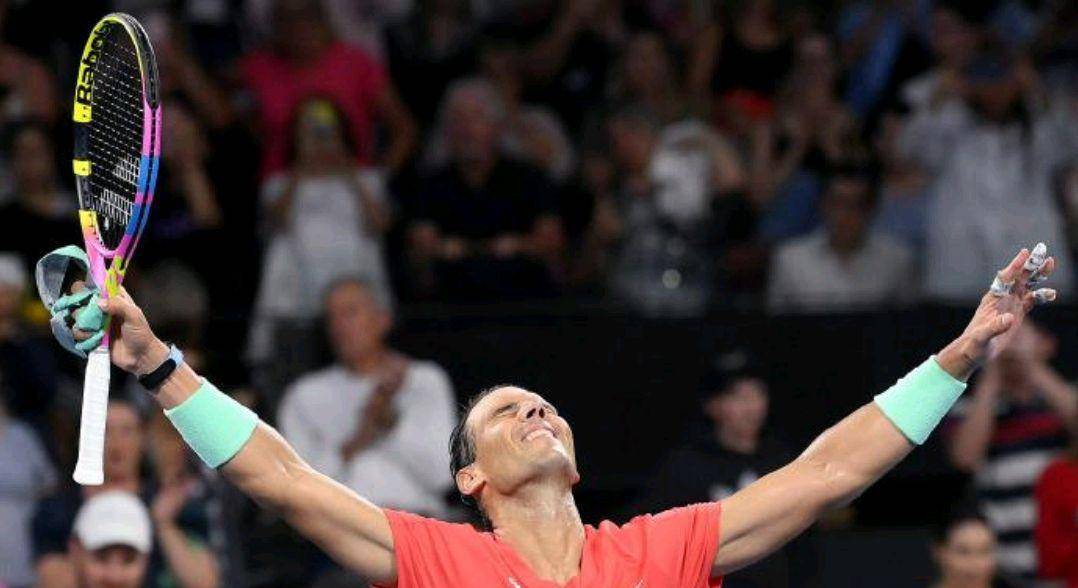 包含法网完胜温网，纳达尔状态火热的词条