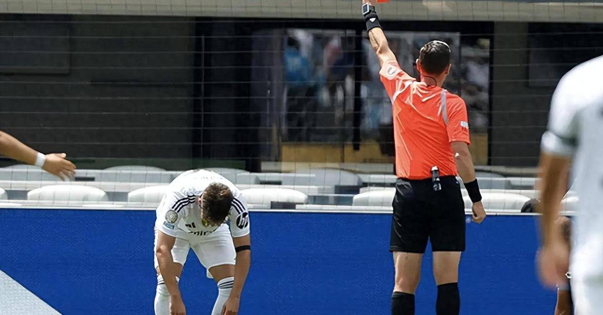 多特蒙德险胜奥地利，楚阿梅尼扛起全队