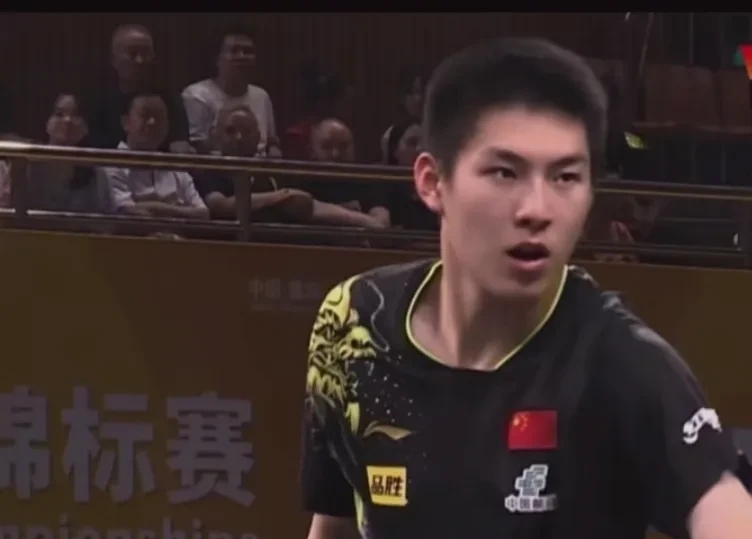 日本队完胜瑞典队，奥恰洛夫带队取胜